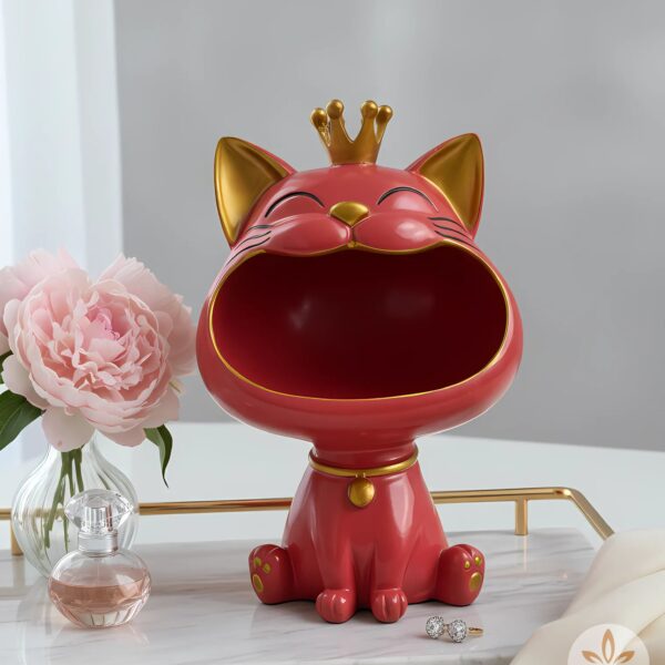 Royal Cat Storage Showpiece