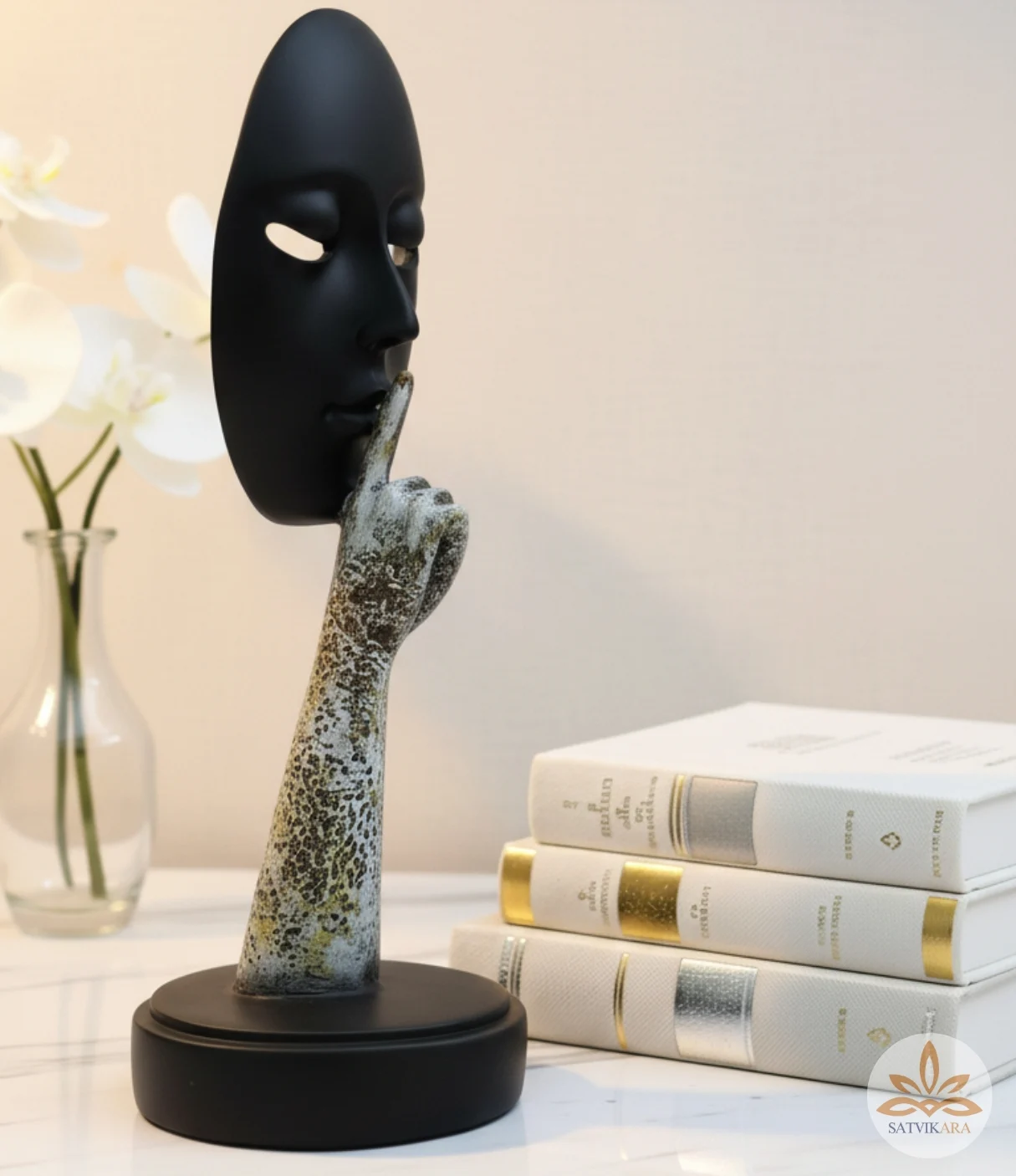Elegant Black Mask Face Silence Art Statue Elegant Black Mask Face Silence Art Statue