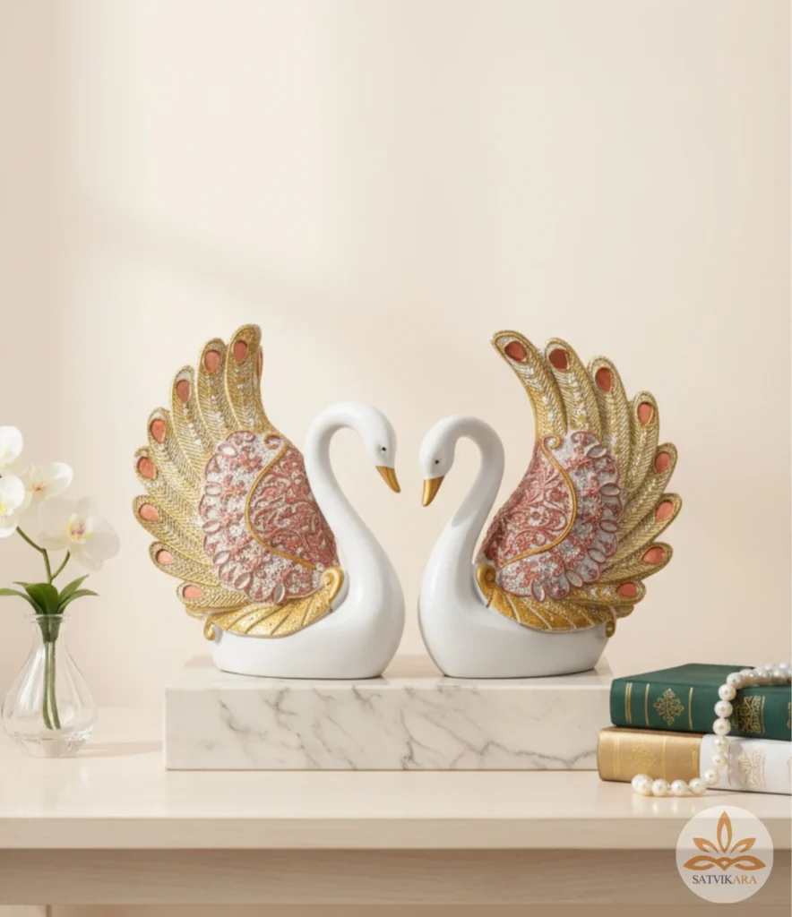 Swan Couple Love Decor Showpiece